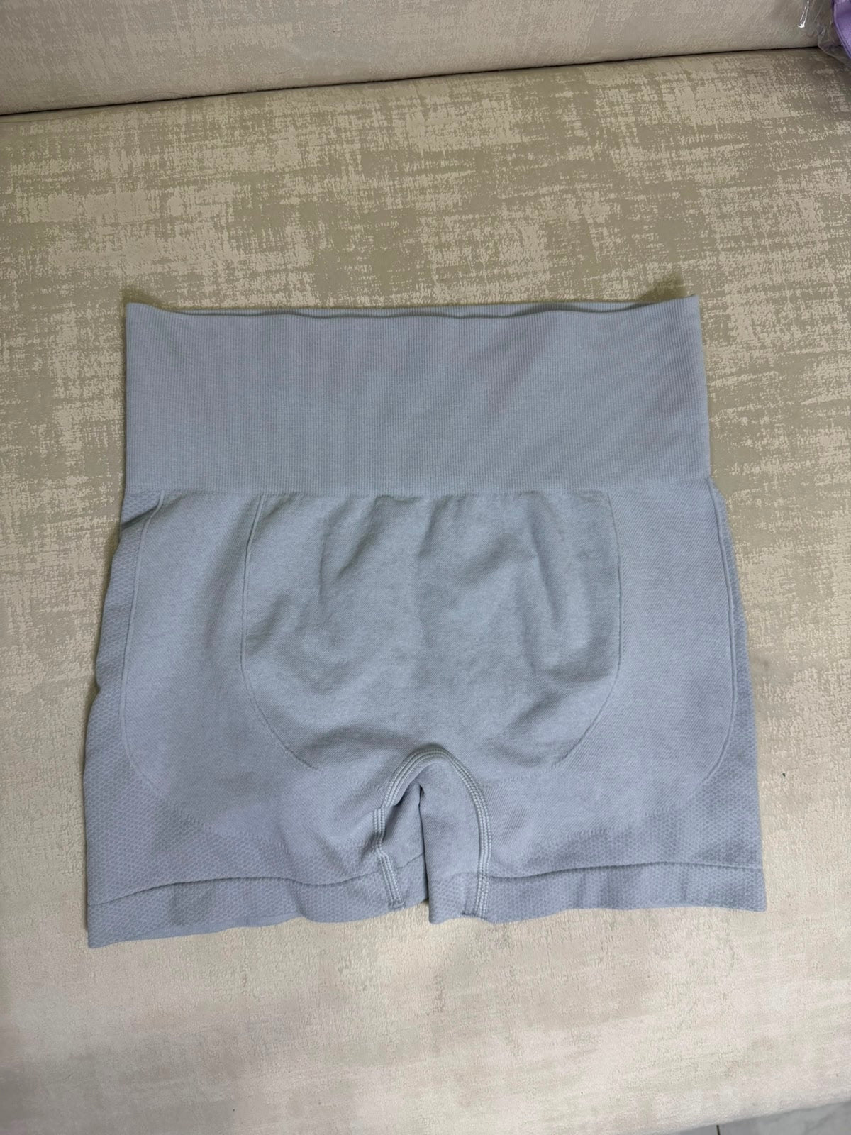 SHORT CON PUSH UP